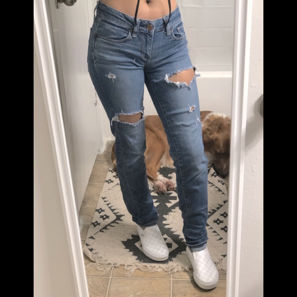 A&E Distressed jeans